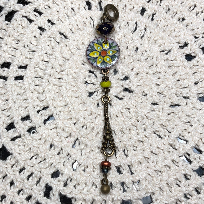 inner vision, enameled  flower necklace pendant