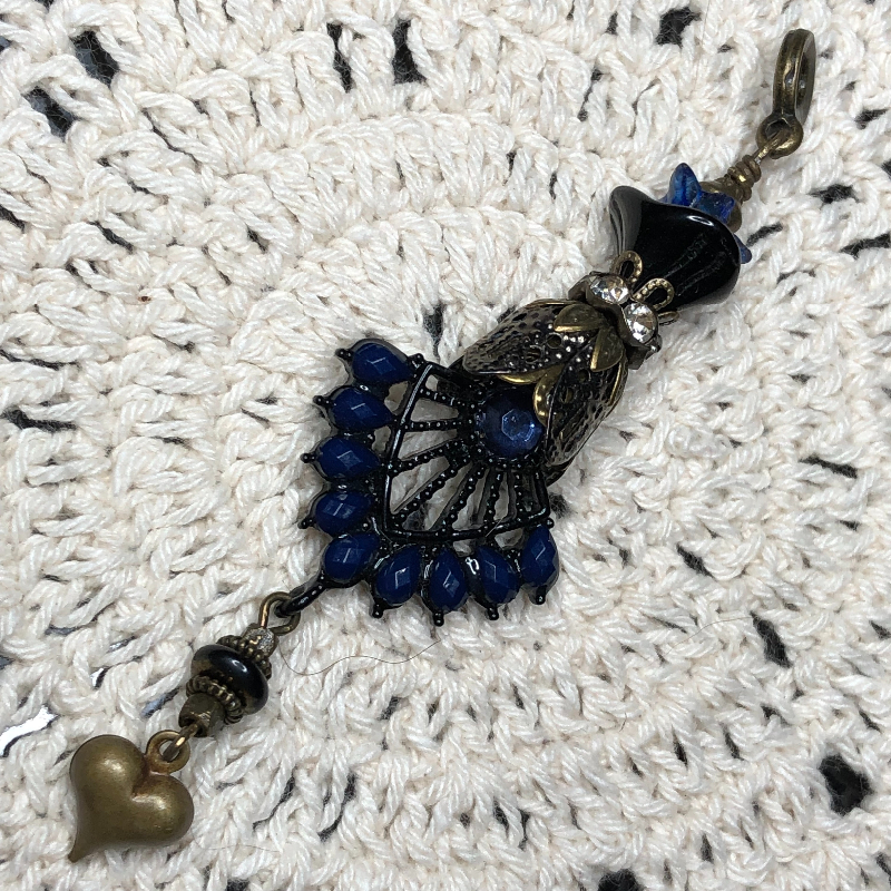 20's blue relic heart necklace pendant