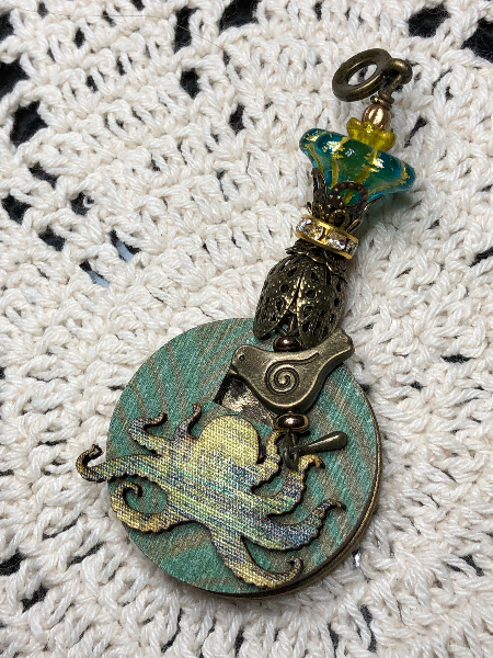 bird friend-octopus,wooden necklace pendant