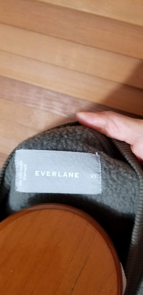 Everlane Renew Plush Fleece Sweatershirt - Crocodile, XS