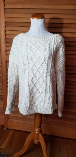 Banana Republic chunky cabled sweater, XS