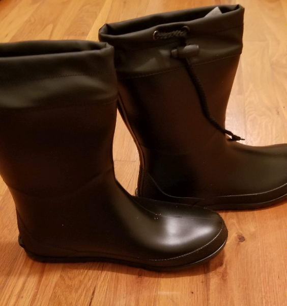Asgard mid-calf rubber boots, size 7, black