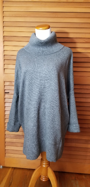 Vetta Capsule Oversized Sweater - Grey, Small