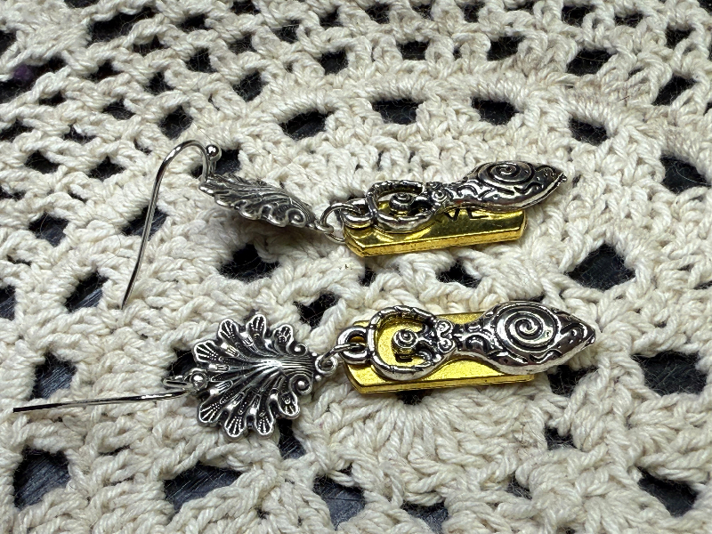 goddess of the sea charming earrings