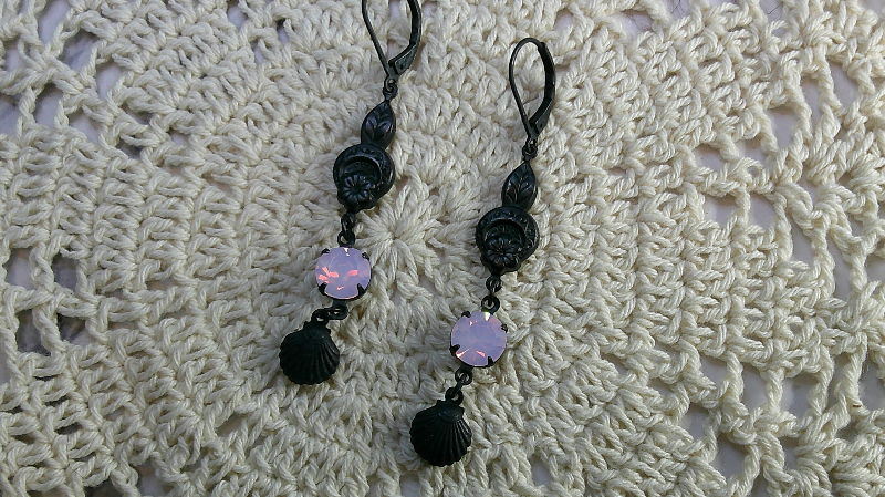 earrings-eclectic beach experience-vibrant blush