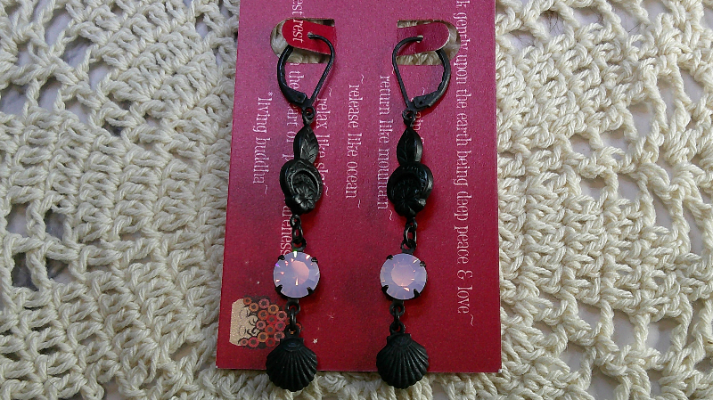 earrings-eclectic beach experience-vibrant blush