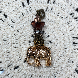 rose gold elephant necklace pendant