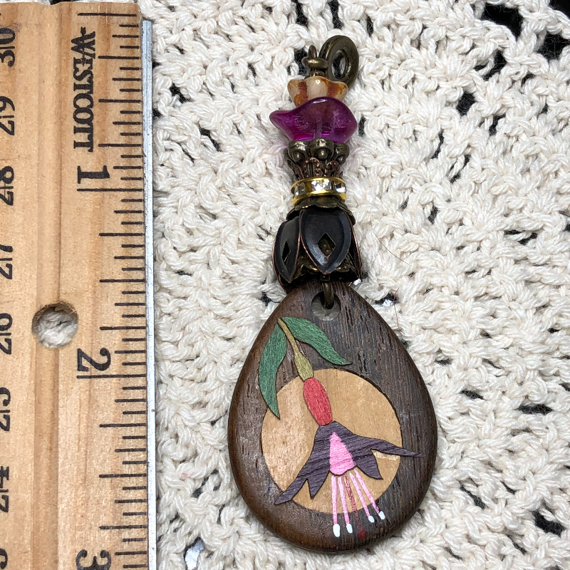 tropical flower wood necklace pendant