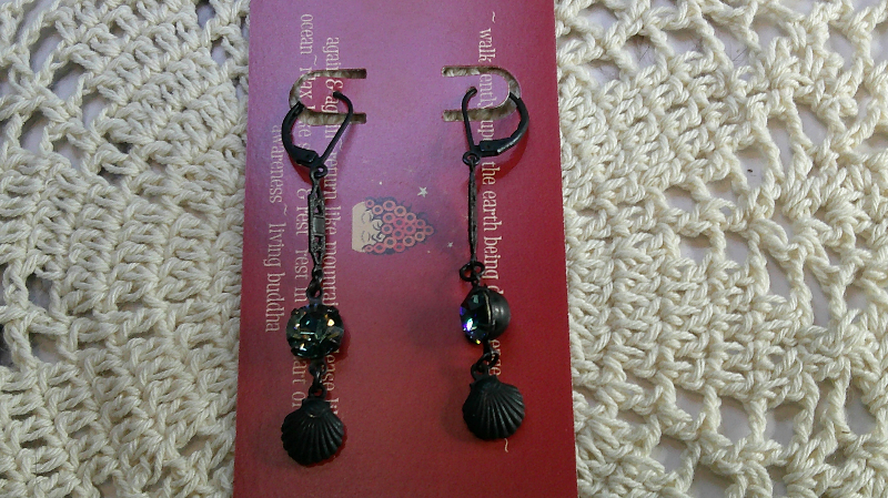 earrings-eclectic beach experience-dimming dusk