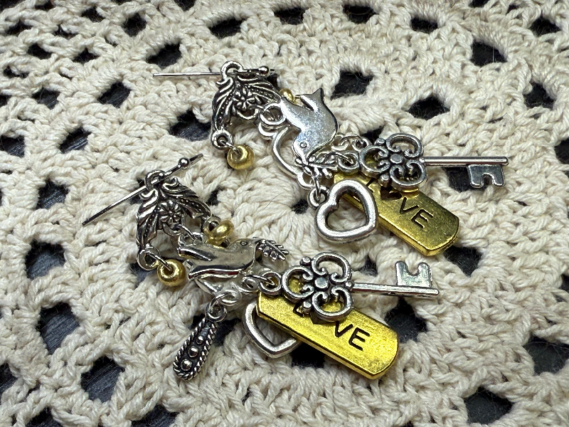 love is the key-bird, charming earrings