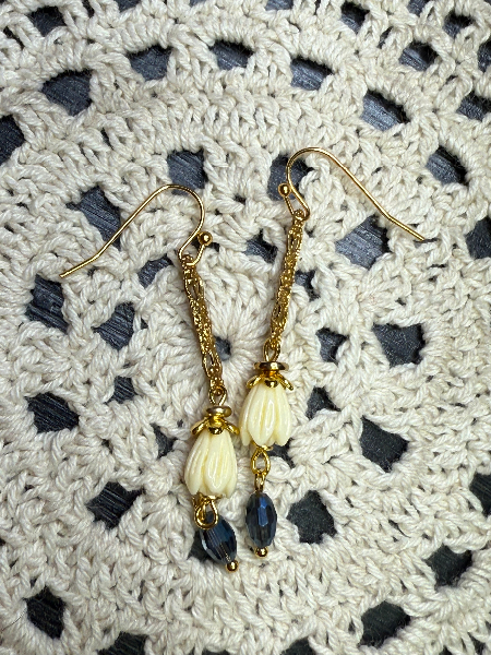 shell flower earrings