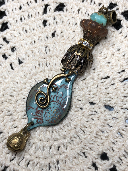 rustic urban gecko, enameled blue flos necklace pendant
