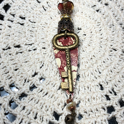 key to my heart vintage country tin necklace pendant