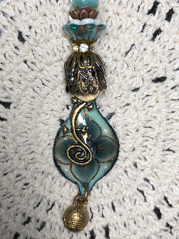 rustic urban gecko four corners enameled necklace pendant