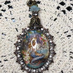 mermaid garden necklace pendant