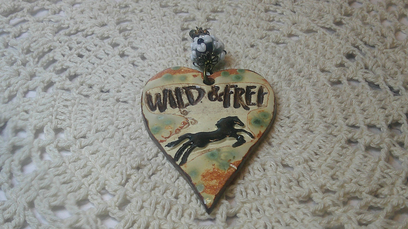 pendant-wild & free