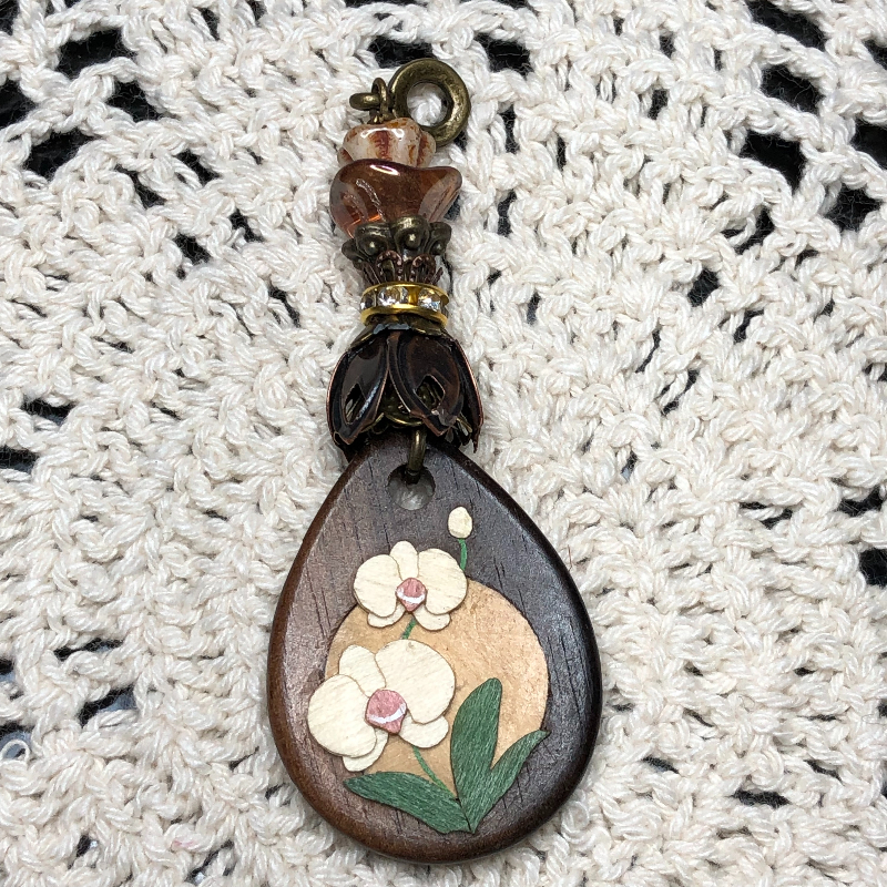 pansy flower wood necklace pendant