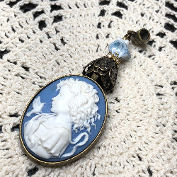 loving beauty of nature vintage cameo necklace pendant