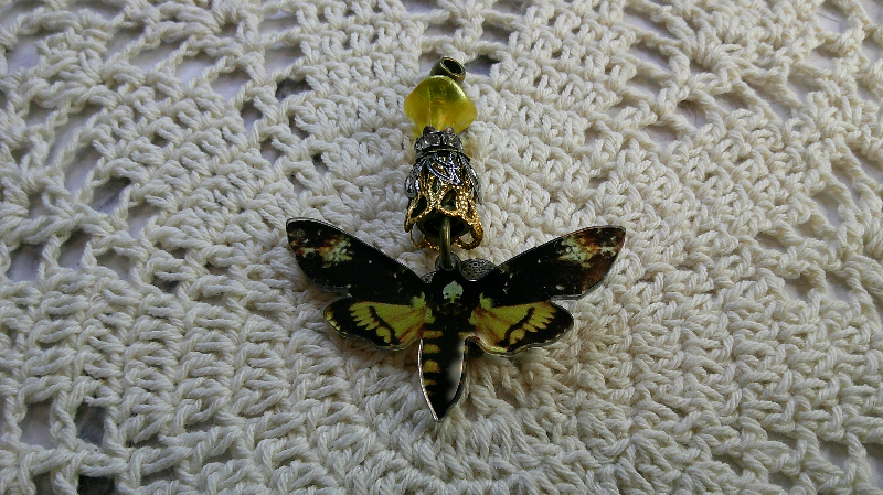 pendant-inner healing light-bee