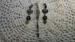 gift sets-goddess totem, two bee & heart pendants