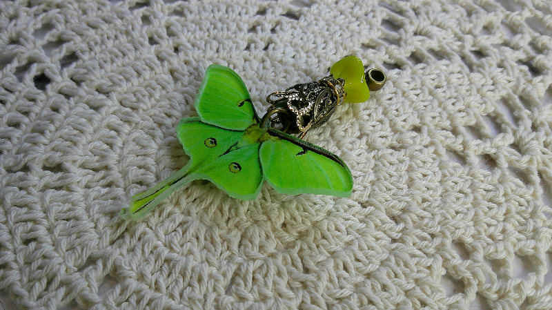 pendant-inner healing light-vibrant lime