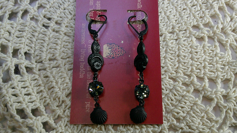 earrings-eclectic beach experience-silvery moonshine