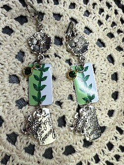 leaf, vintage tin, charming, turtle earrings