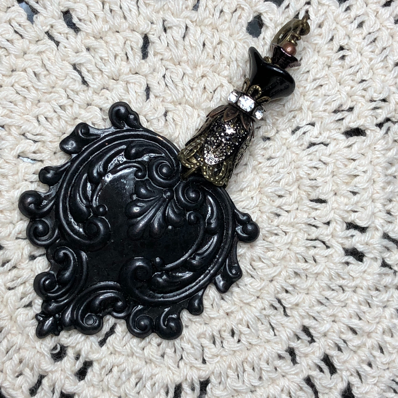 vintage victorian heart necklace pendant-3