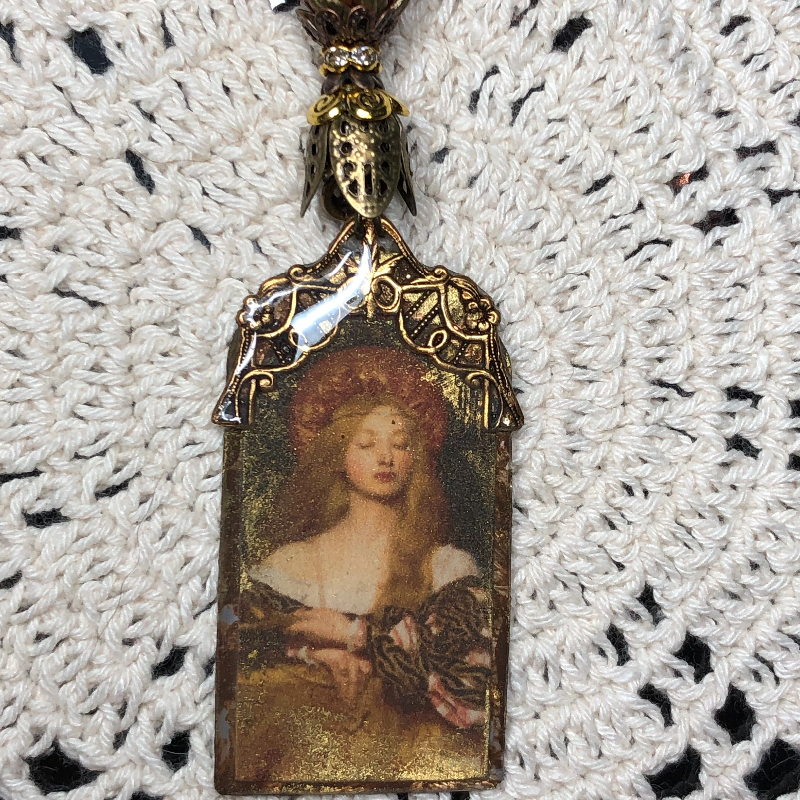 royal goddess, necklace pendant