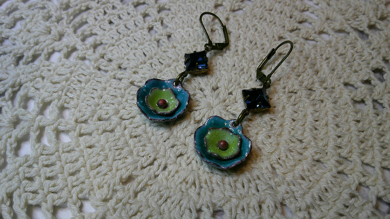 earrings-a saucer full of secrets-teal tinted turquoise & chartreuse