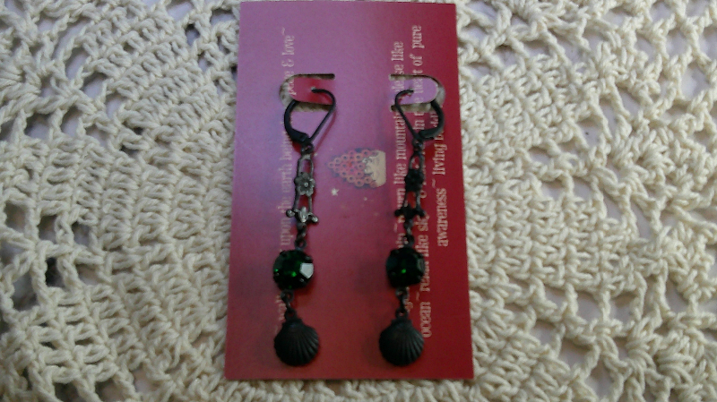 earrings-eclectic beach experience-brilliant deep green