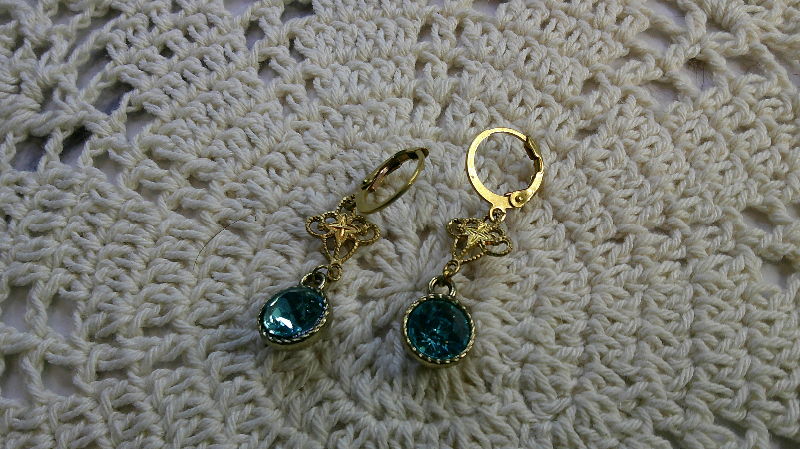 earrings-verve-baby blue