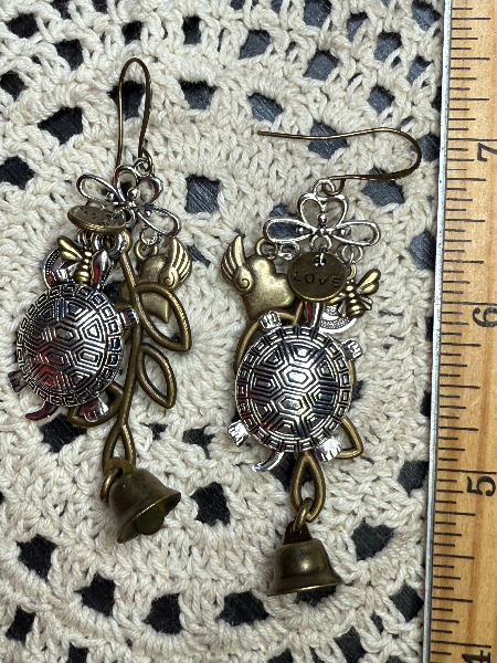 turtle, charming earrings