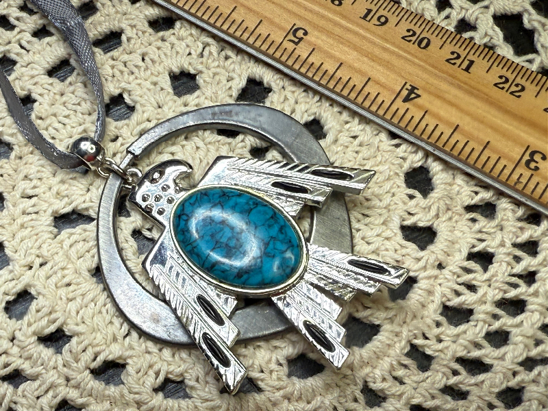 eagle-howlite necklace