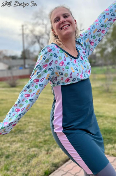 R100 Fantasy Time TEAL Small Scale