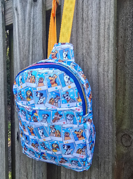 R102 Snap Dogs Small Scale