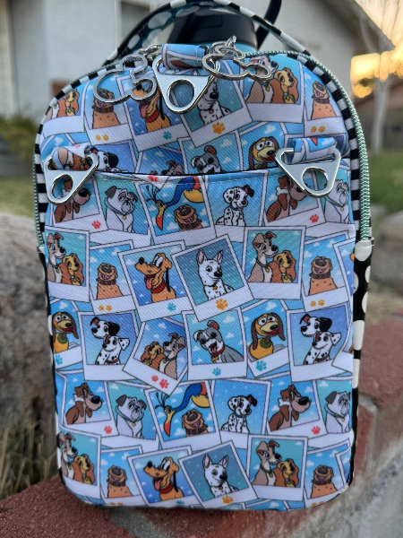 R102 Snap Dogs Small Scale