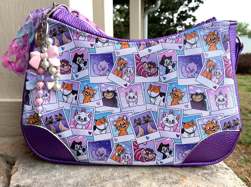 R102 Snap Cats Small Scale