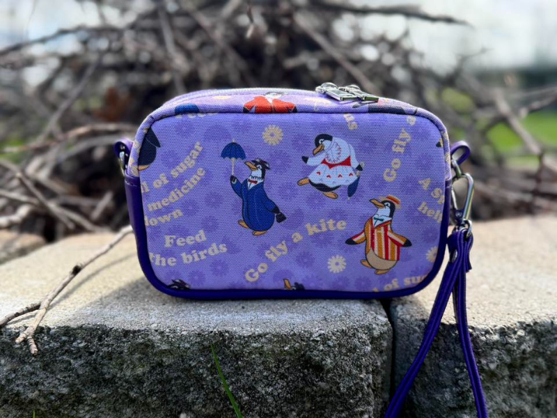 R104 Jolly Holiday