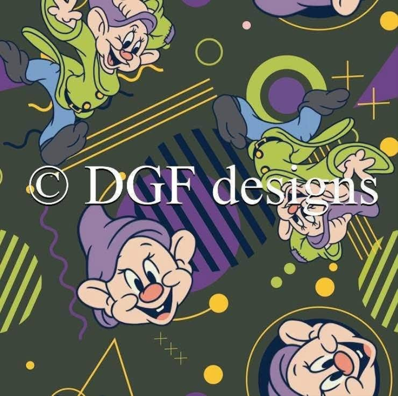 R106 Jazzed Up Dwarf Bag Maker Scale