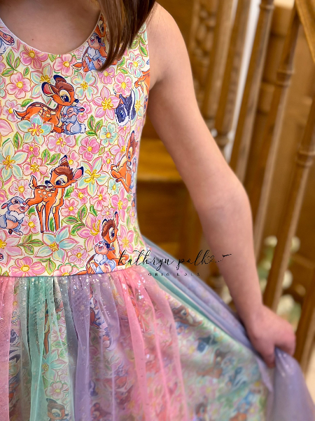 R101 Lily Woodland Friends