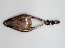 agate pendent