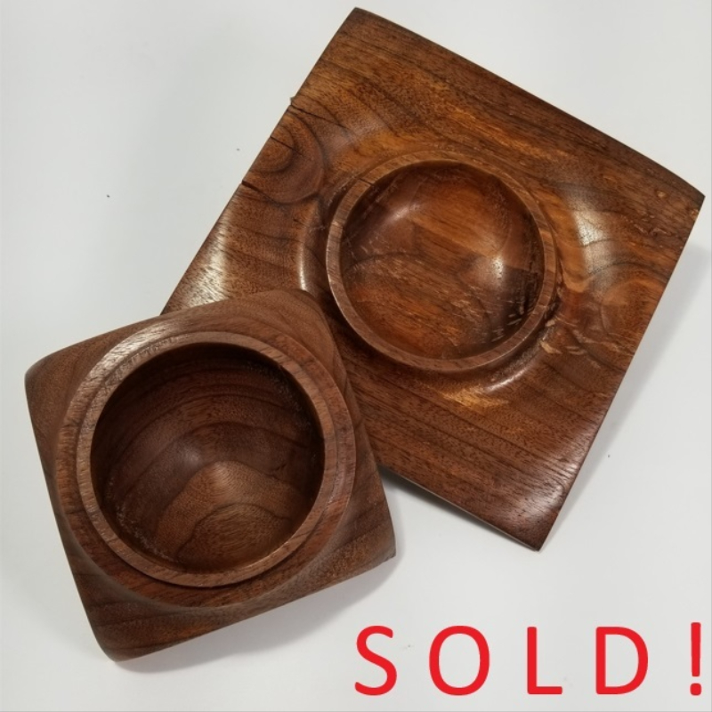 Walnut Asian Style Bowl with Cover (6" x 4")