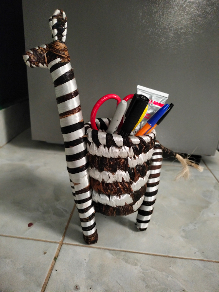 Giraffe Desk Organizer Animal Basket