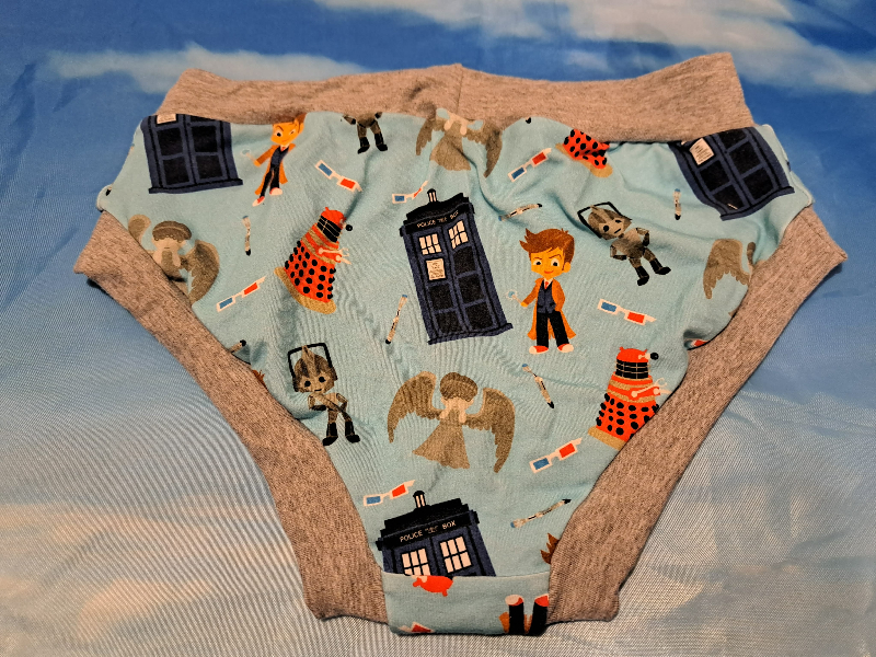 Small Wibbly Wobbly Brief Scrundies