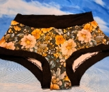 XL Mystic Floral Boy Short Scrundies